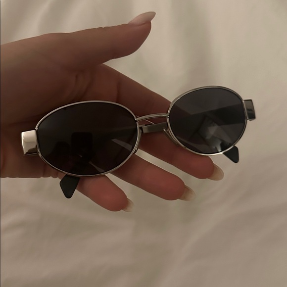 CELINE - TRIOMPHE METAL 01 SUNGLASSES IN METAL- retail $600 silver like new - Picture 13 of 17